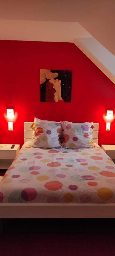 Le Petit Kerangoi Bed & Breakfast ปง-ตาเวน ภายนอก รูปภาพ