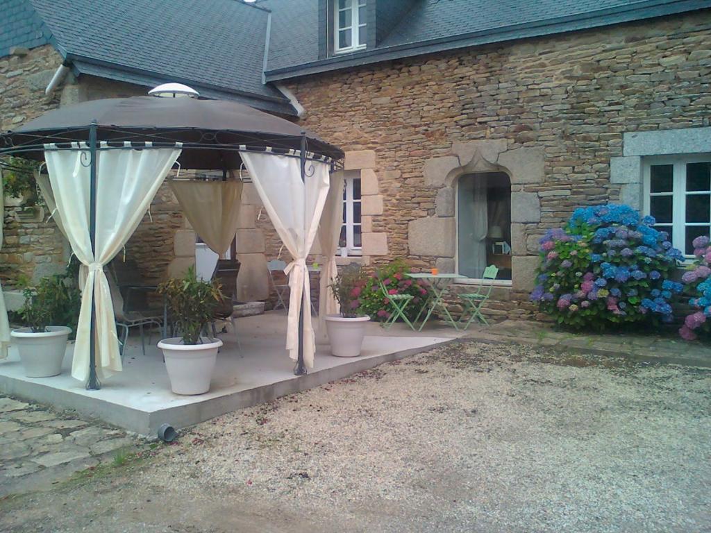 Le Petit Kerangoi Bed & Breakfast ปง-ตาเวน ภายนอก รูปภาพ