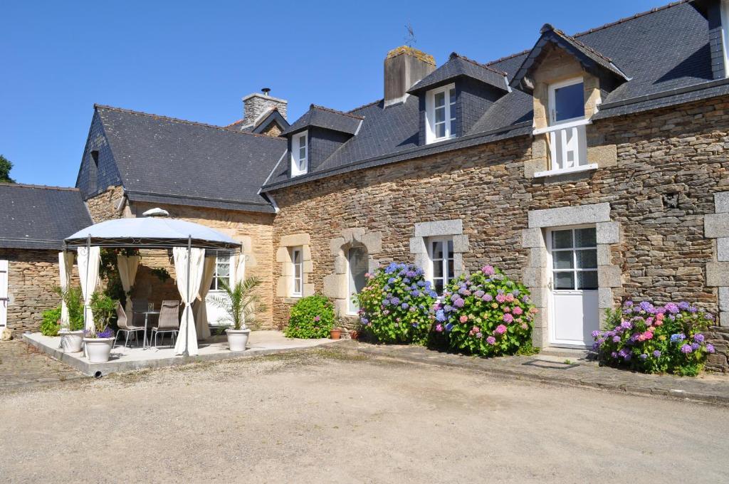 Le Petit Kerangoi Bed & Breakfast ปง-ตาเวน ภายนอก รูปภาพ