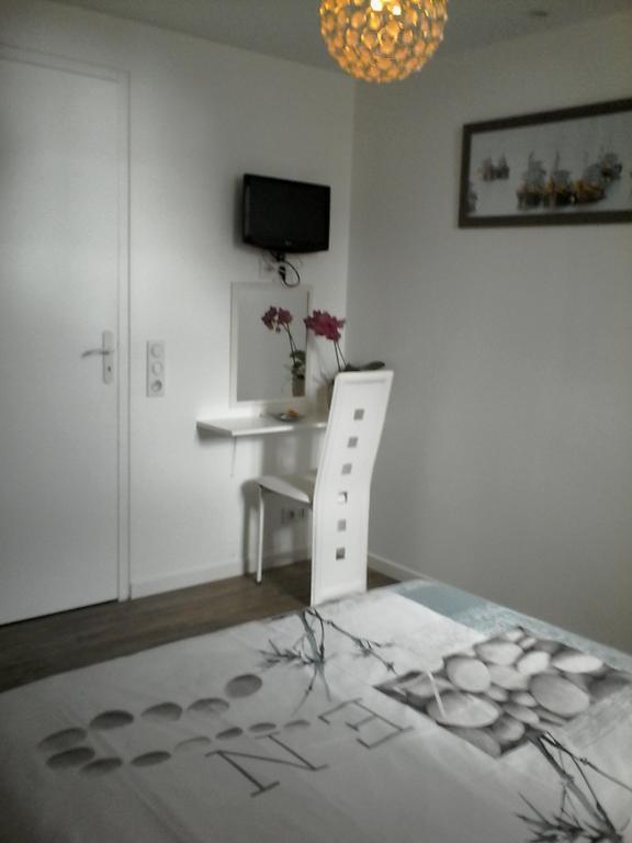 Le Petit Kerangoi Bed & Breakfast ปง-ตาเวน ภายนอก รูปภาพ